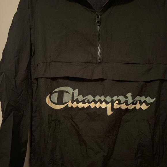 Champion Women's Black and Grey Coat - Picture 2 of 4